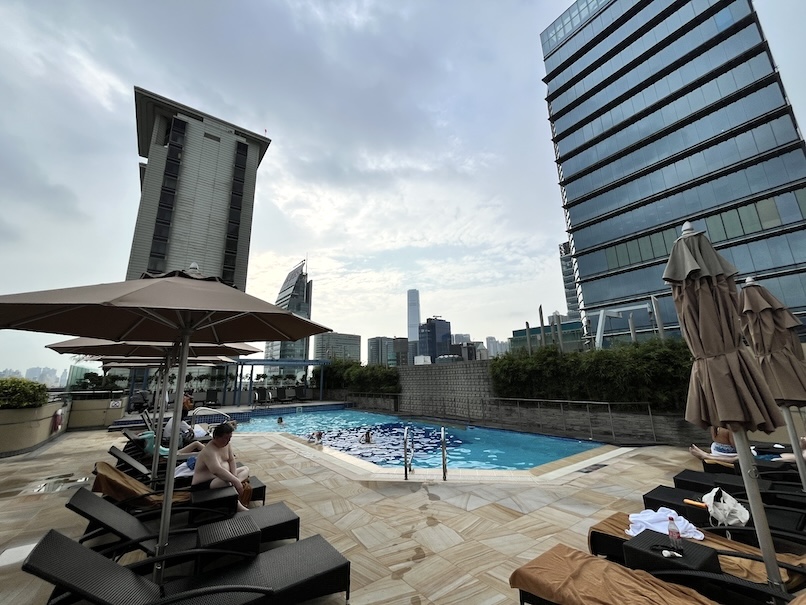 シェラトン香港のプール：全景