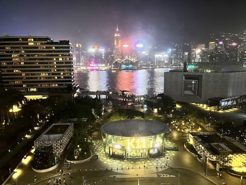 シェラトン香港の客室：夜景