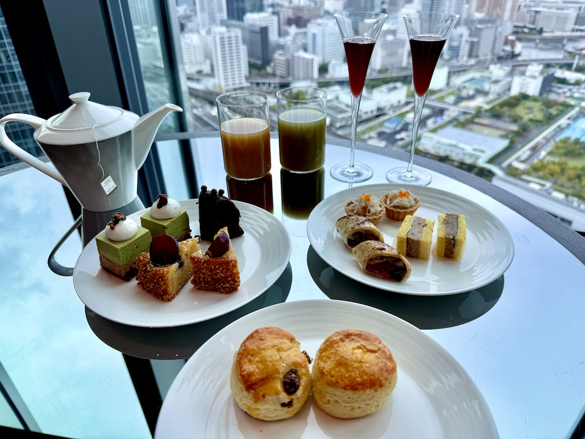 クラブラウンジのアフタヌーンティー:実食