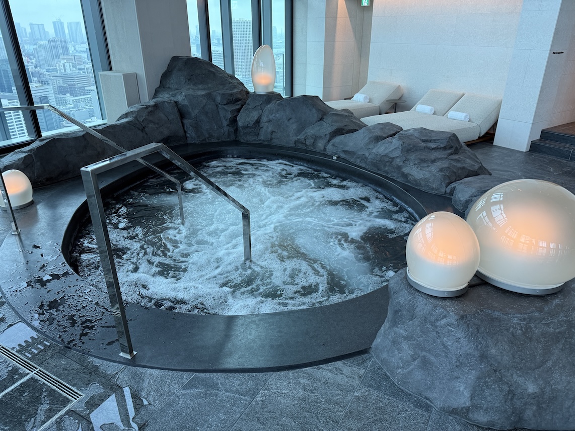 JWマリオットホテルのプール：ジャクジー