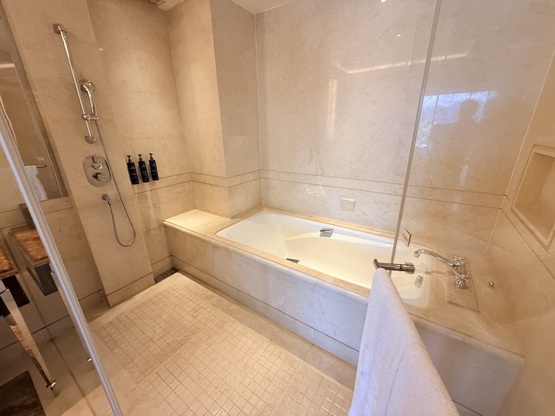 オークラプレステージ台北の客室:バスルーム(洗い場)