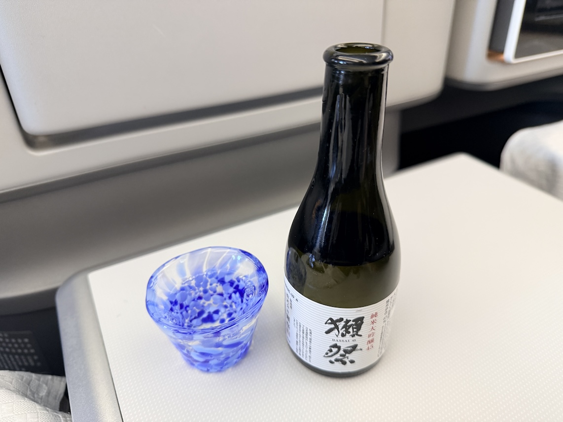 エバー航空ビジネスクラス：ドリンク（獺祭）