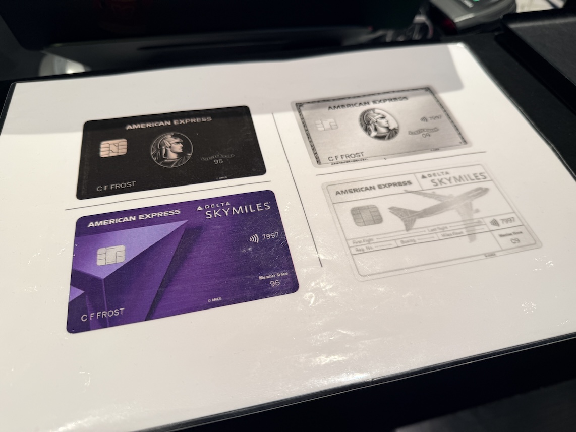 羽田空港「センチュリオンラウンジ」の対象カード