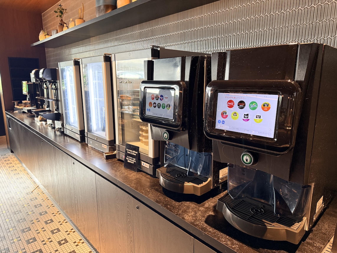 羽田空港「センチュリオンラウンジ」のドリンク（ソフトドリンク）