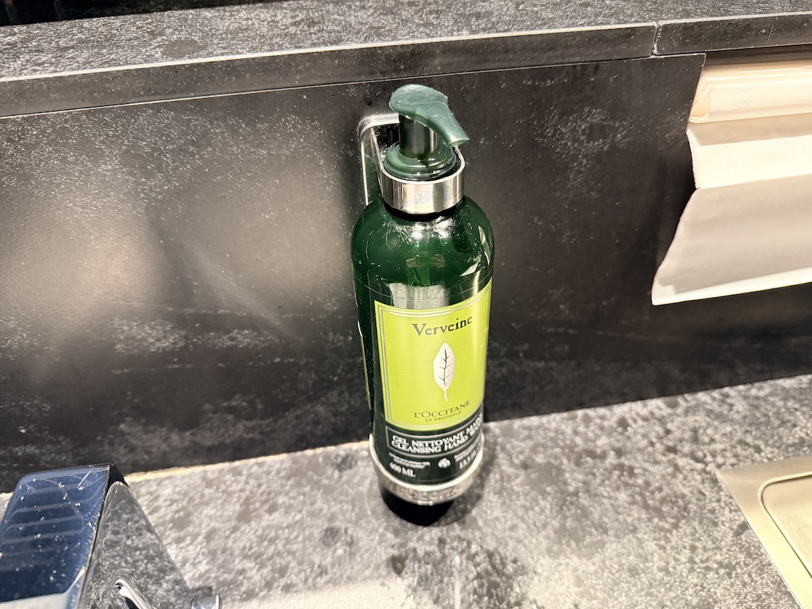 羽田空港「センチュリオンラウンジ」のシャワー